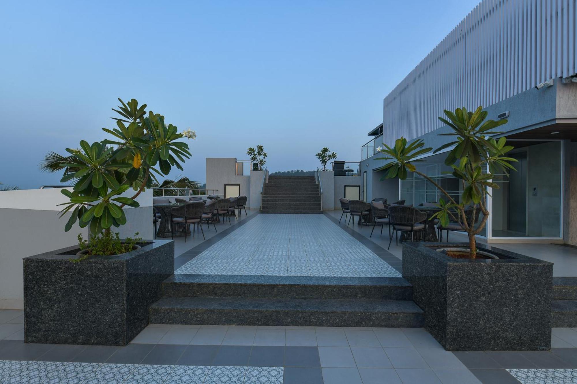 Meritas Auberge Calangute Goa Екстер'єр фото
